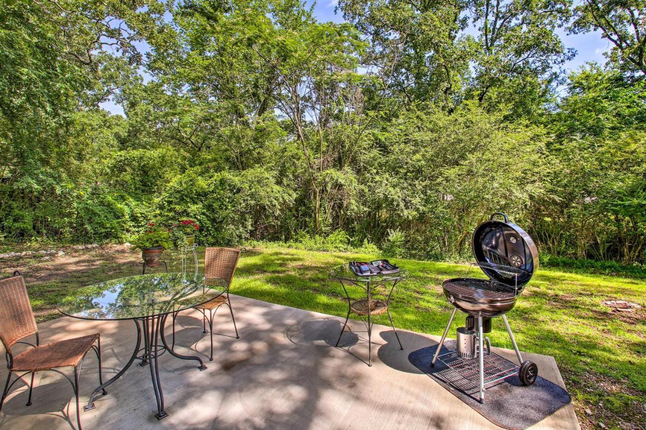 Charming Hot Springs Home With Sunroom And Yard Экстерьер фото