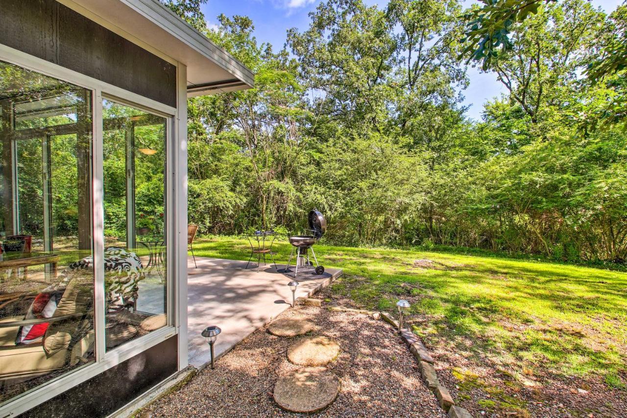 Charming Hot Springs Home With Sunroom And Yard Экстерьер фото